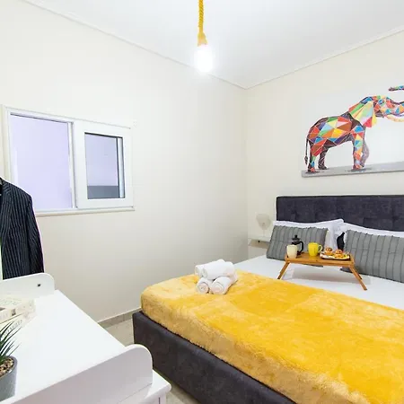 Yelayellow House Near To Airport, Rafina Port And Metropolitan Expo Artemida  Exterior photo